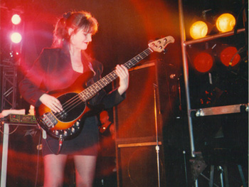 Tracey Gilbert on bass on the “Satellites” tour